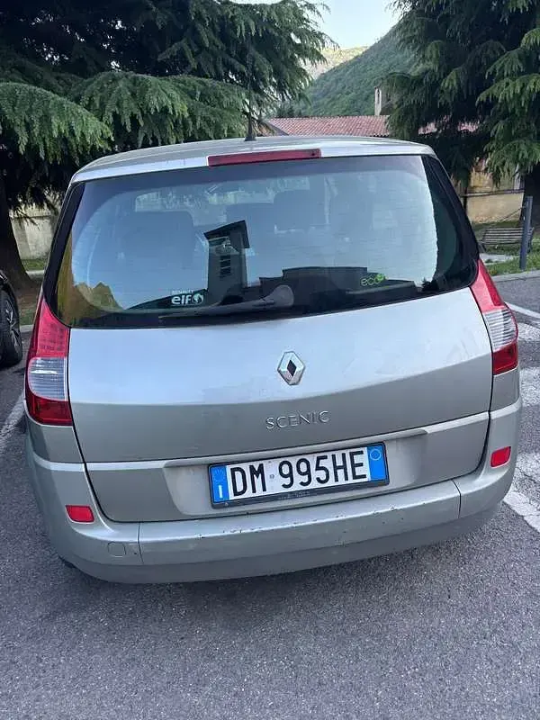 Usata Renault Scenic E-Tech Dynamique 106 CV (77 kW) 2008 Monovolume