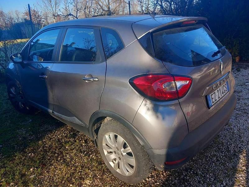 Usata Renault Captur 90 CV (66 kW) 2015 SUV
