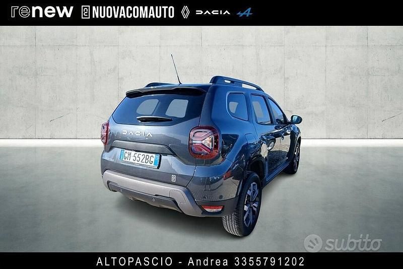 Usata Dacia Duster Journey 116 CV (85 kW) 2023 Grigio scuro SUV