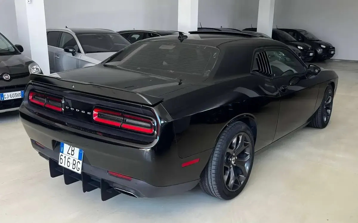 Usata Dodge Challenger 313 CV (230 kW) 2018 Nero Coupé