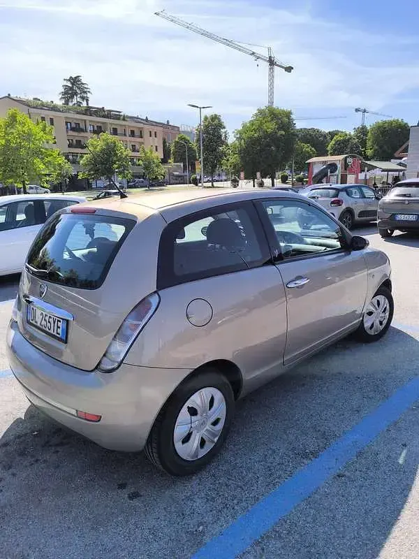 Usata Lancia Ypsilon 60 CV (44 kW) 2008 Utilitaria