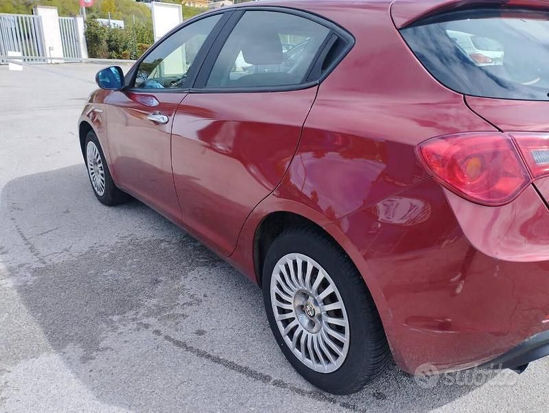 Usata Alfa Romeo Giulietta Progression 170 CV (125 kW) 2010 Utilitaria