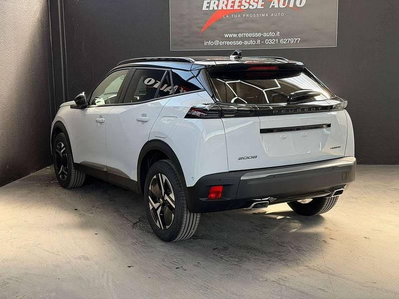 Nuova Peugeot 2008 GTi 136 CV (100 kW) 2026 Bianco okenite SUV