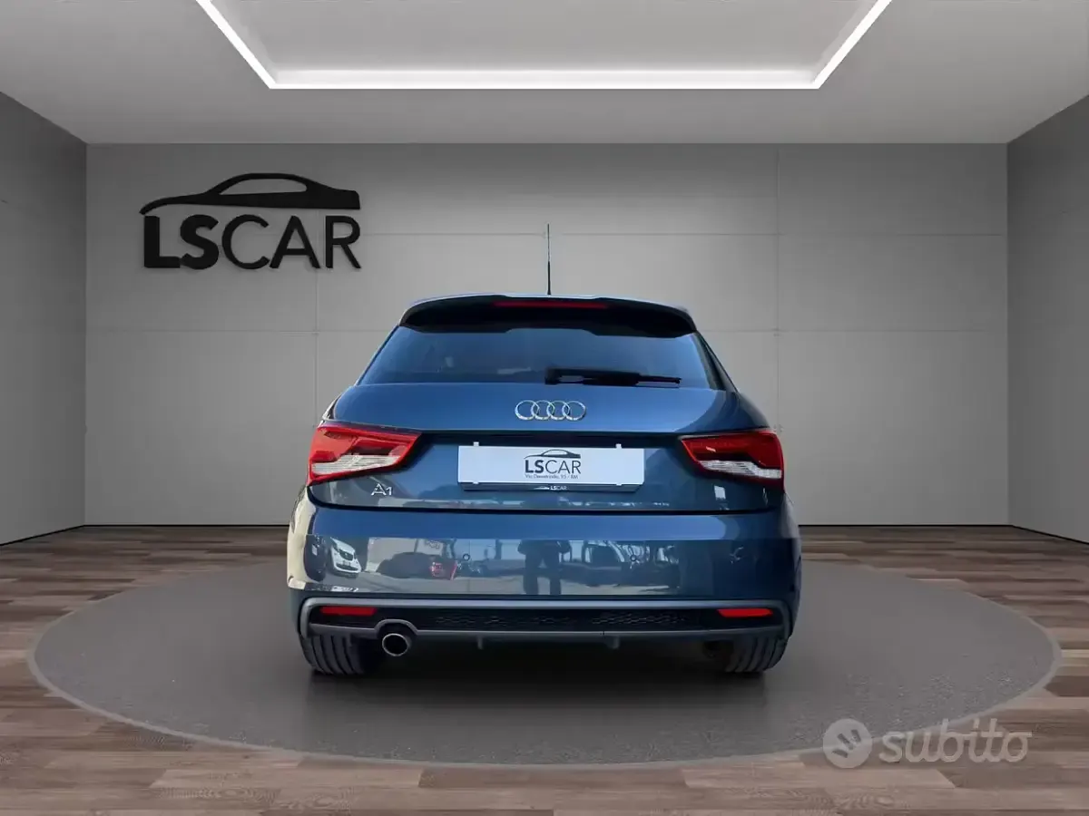 Usata Audi A1 Sportback 116 CV (85 kW) 2016 Bluazzurro Utilitaria