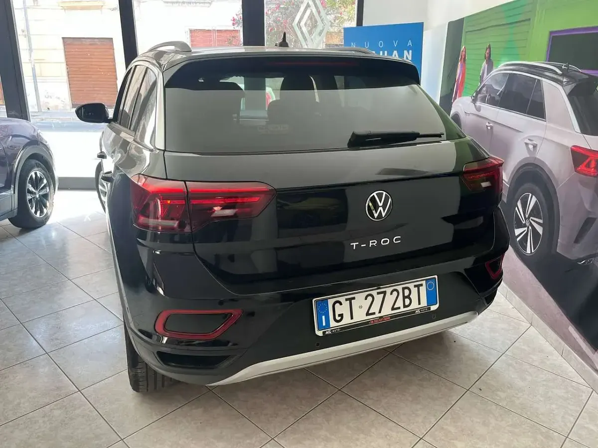 Usata VW T-Roc Style 116 CV (85 kW) 2024 Nero SUV