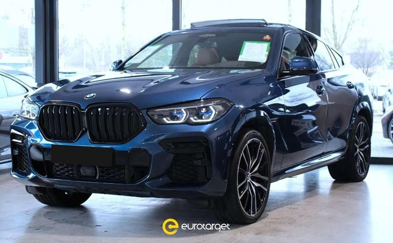 Usata BMW X6 M Sport 340 CV (250 kW) 2022 Blu metallizzato SUV