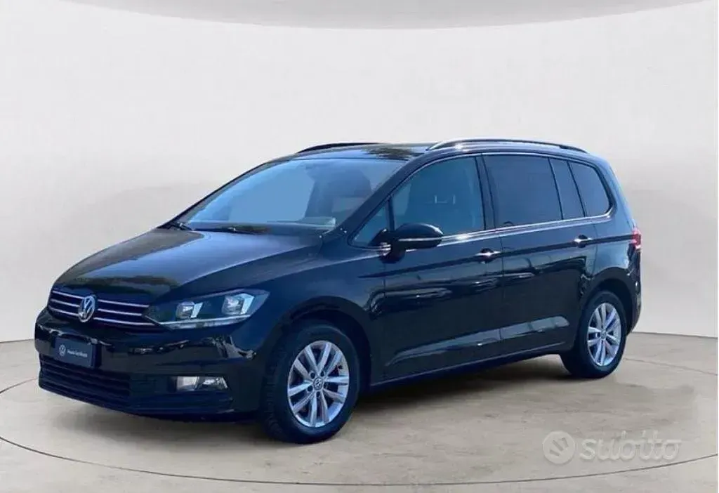 Usata VW Touran Comfortline 116 CV (85 kW) 2017 Nero Monovolume