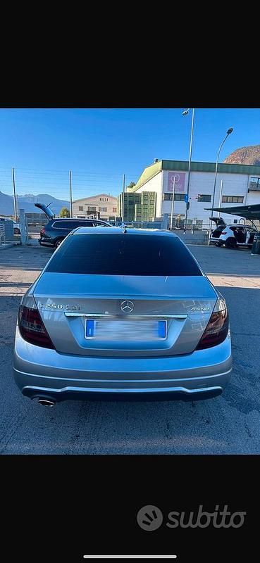 Usata Mercedes C250 2011 Grigio Berlina