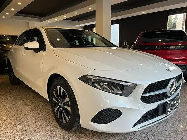 Usata Mercedes A180 Executive 116 CV (85 kW) 2025 Bianco Berlina