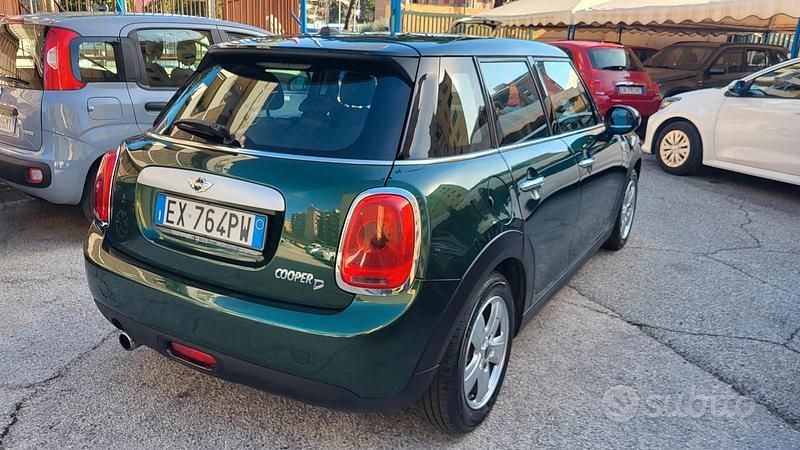 Usata Mini Cooper D Business 116 CV (85 kW) 2015 Verde Utilitaria
