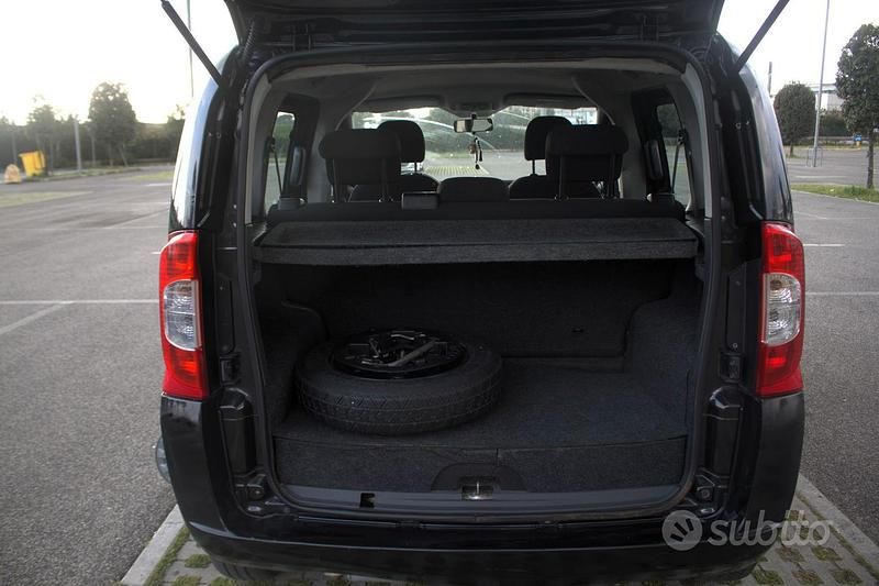Usata Fiat Qubo Trekking 77 CV (56 kW) 2010 Nero Monovolume