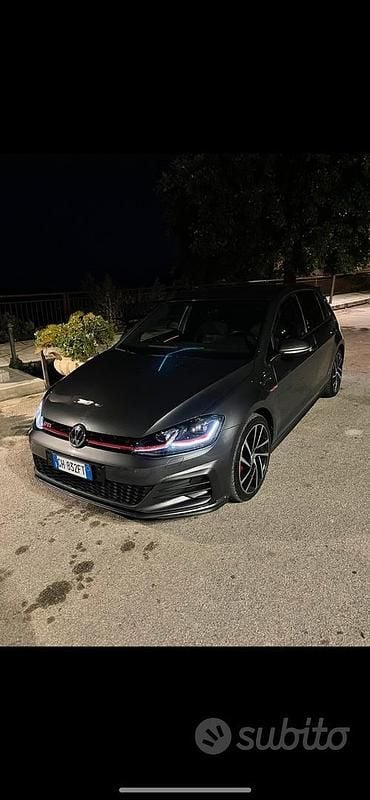 Usata VW Golf VII GTI 245 CV (180 kW) 2018 Grigio Utilitaria