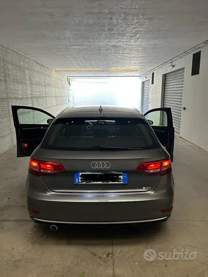 Usata Audi A3 Ambiente 110 CV (80 kW) 2017 Grigio Berlina