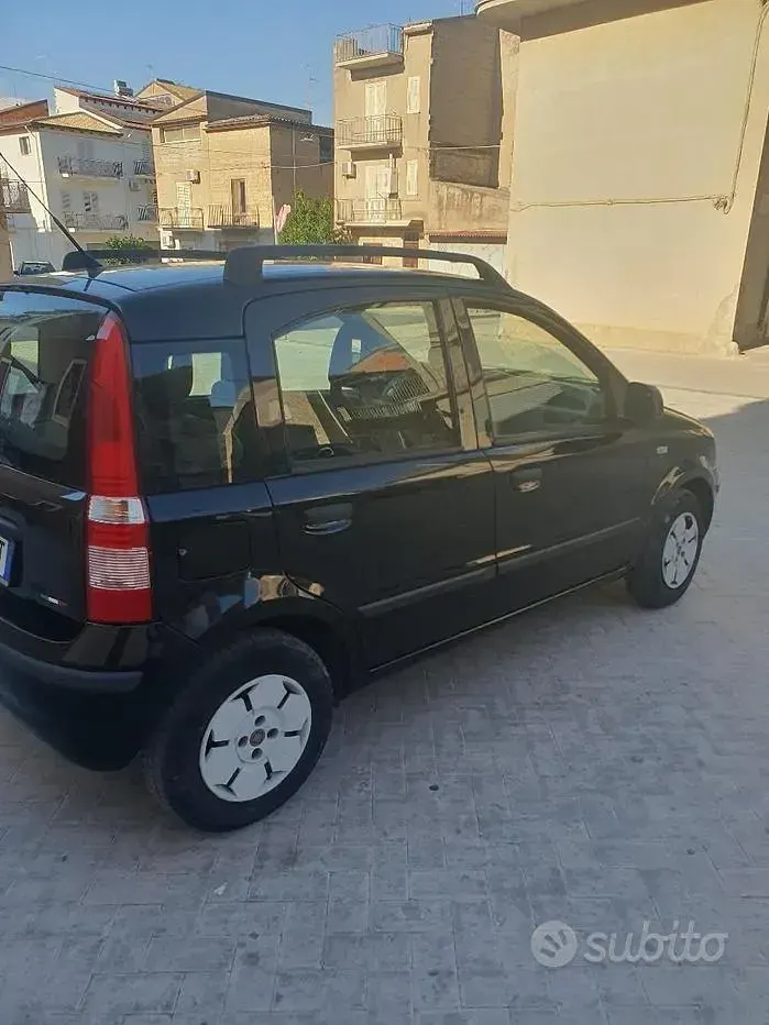 Usata Fiat Panda 69 CV (50 kW) 2012 Nero Utilitaria