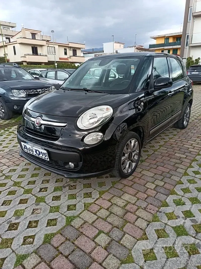 Usata Fiat 500L Lounge 95 CV (69 kW) 2016 Nero Monovolume