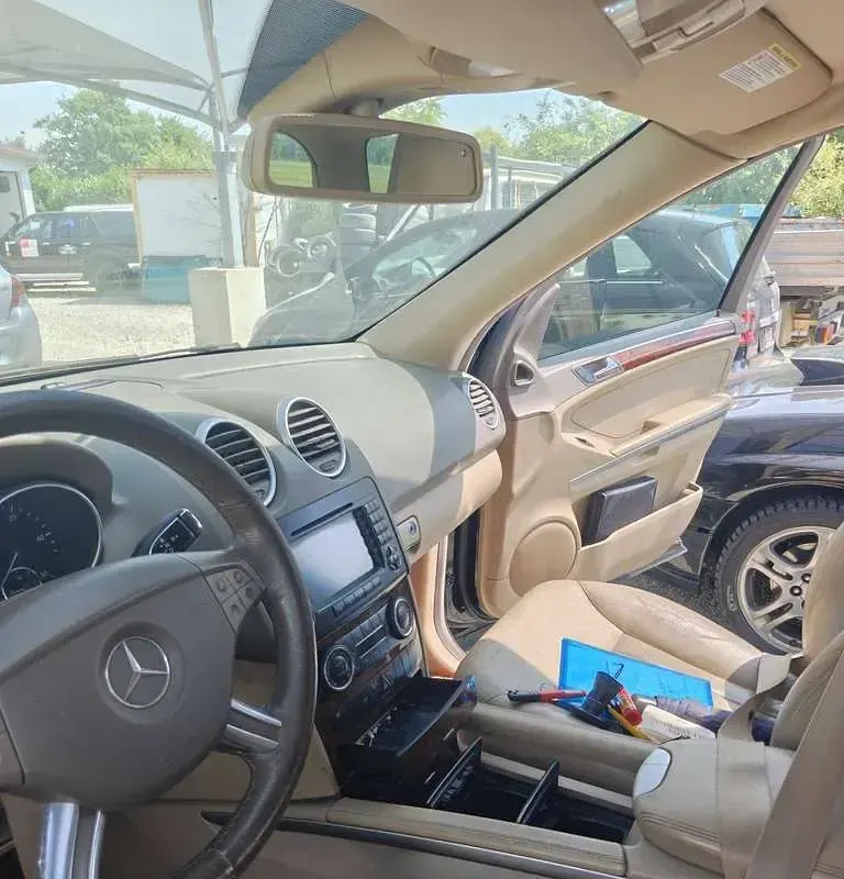 Usata Mercedes ML280 190 CV (139 kW) 2006 Blu/azzurro SUV