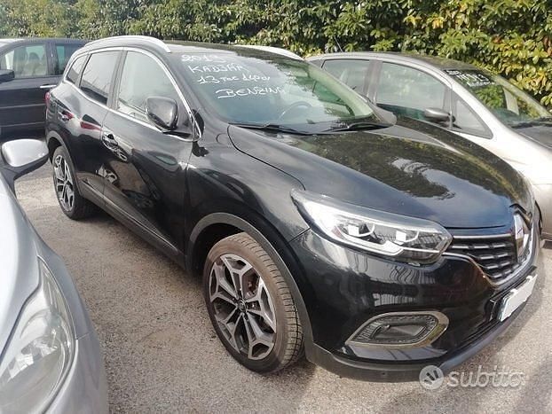 Nero Usata 2019 Renault Kadjar SUV | 16.900 € (Cara) - Immagine 1/4