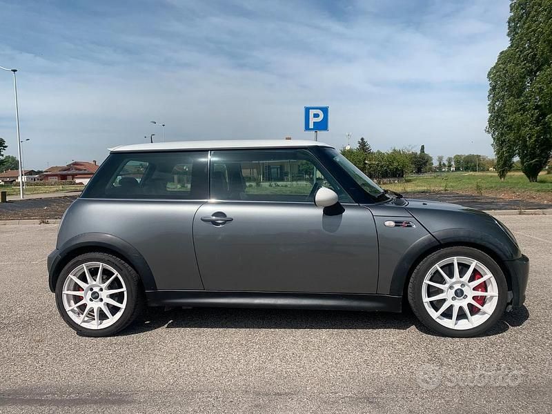 Usata Mini Cooper S 163 CV (119 kW) 2003 Grigio Utilitaria