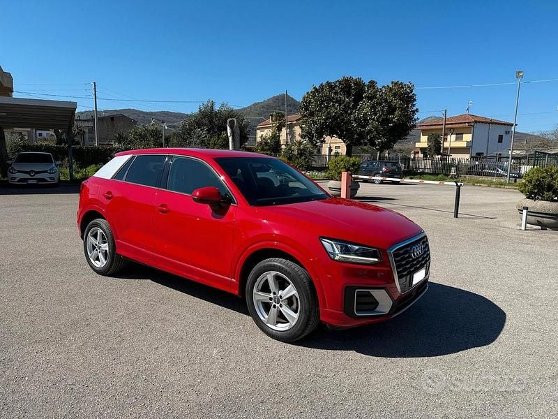 Usata Audi Q2 Admired 115 CV (84 kW) 2019 Rosso SUV