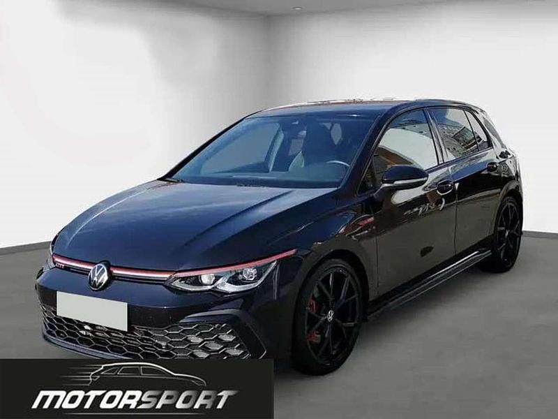 Usata VW Golf VIII GTI 245 CV (180 kW) 2022 Deep black perla Berlina