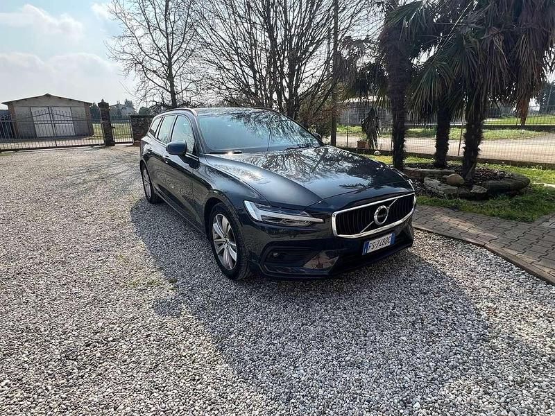 Usata Volvo V60 Business Edition 150 CV (110 kW) 2018 Grigio Station wagon