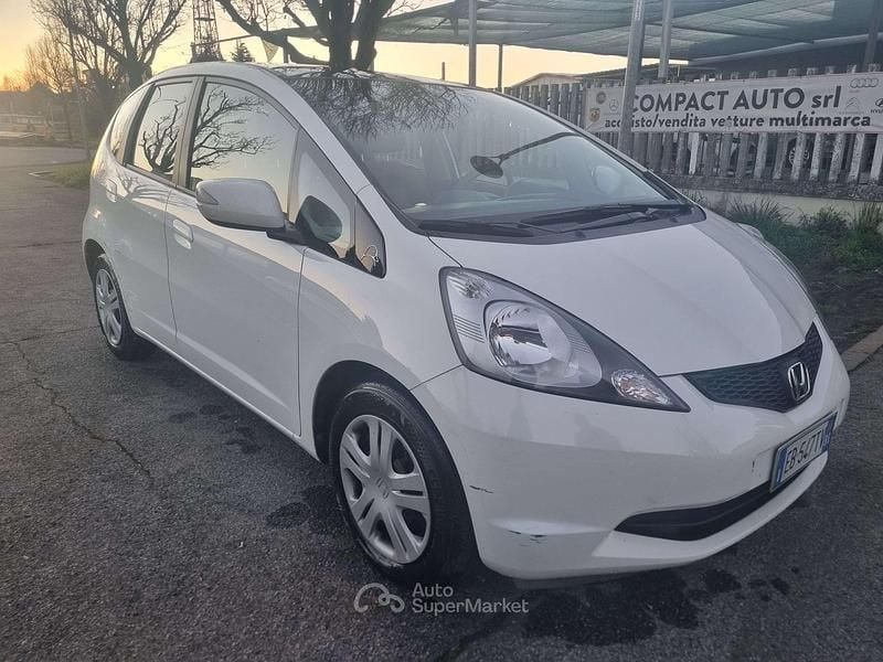 Usata Honda Jazz Elegance 99 CV (72 kW) 2010 Bianco Utilitaria