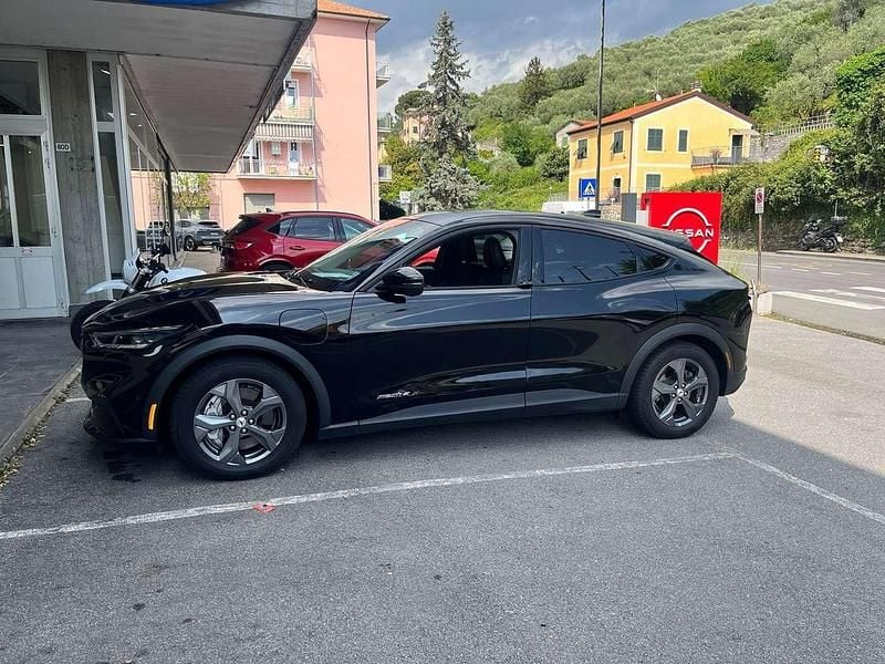 Usata Ford Mustang Mach-E Extended Range 216 kW (294 CV) 2022 Agate black SUV