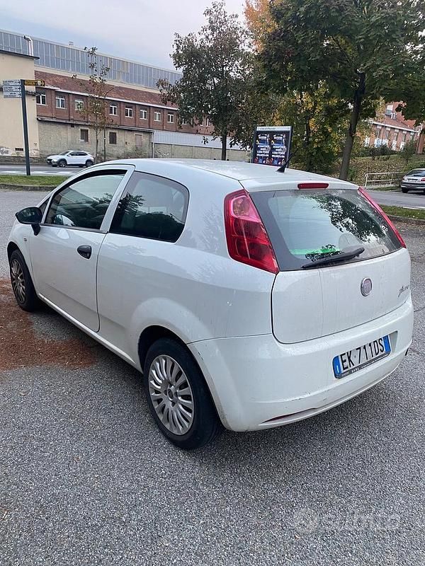 Usata Fiat Grande Punto S 2011 Bianco Utilitaria
