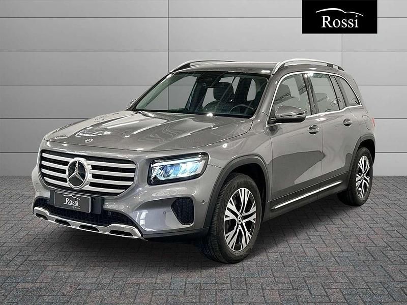 Usata Mercedes GLB180 Advanced 116 CV (85 kW) 2025 Grigio montagna SUV