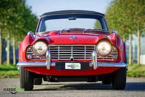 Usata Triumph TR4 100 CV (73 kW) 1962 Rosso Cabrio