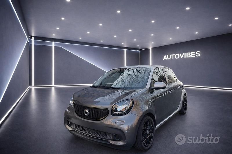 Usata Smart ForFour Passion 90 CV (66 kW) 2018 Grigio Utilitaria