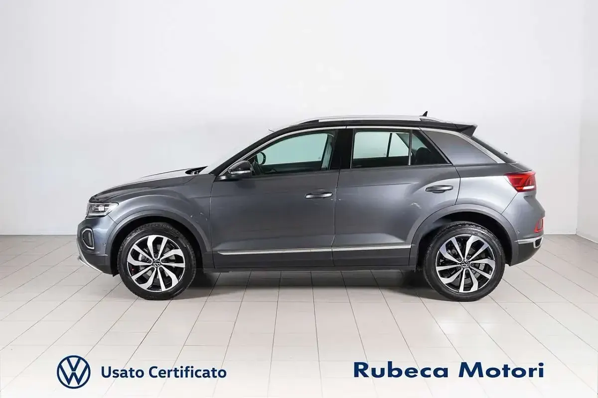 Usata VW T-Roc Style 116 CV (85 kW) 2022 Grigio SUV