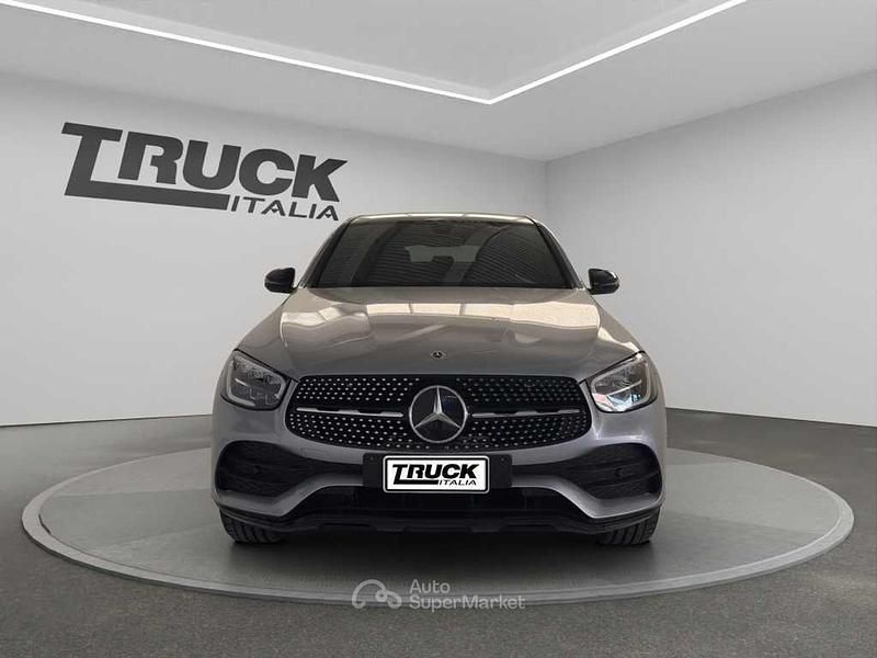 Begagnad Mercedes GLC220 Premium 194 HK (142 kW) 2022 Silver Sportkupé