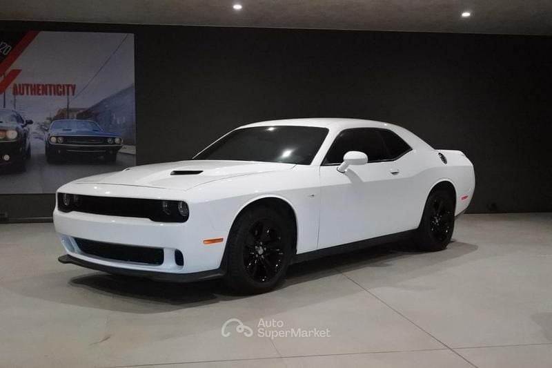 Usata Dodge Challenger SXT 305 CV (224 kW) 2018 Bianco Coupé