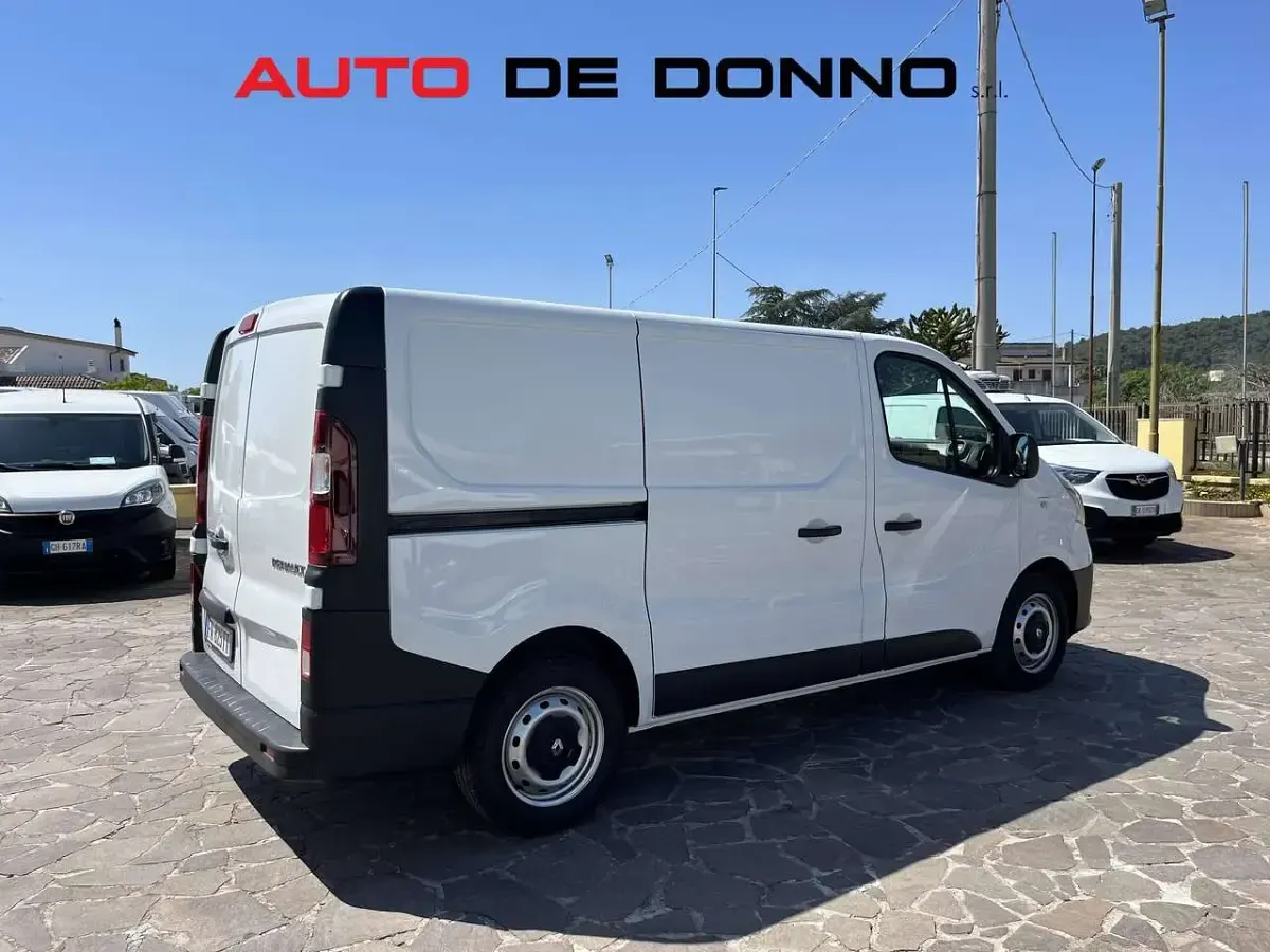 Usata Renault Trafic 125 CV (91 kW) 2018 Bianco Monovolume