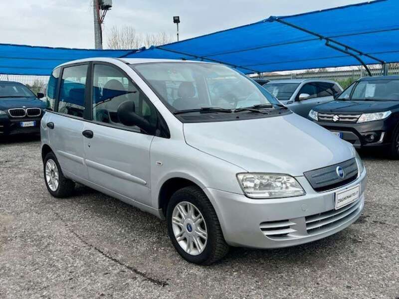 Grigio Usata 2008 Fiat Multipla Dynamic Monovolume | 2800 € (Molto cara) - Immagine 1/4