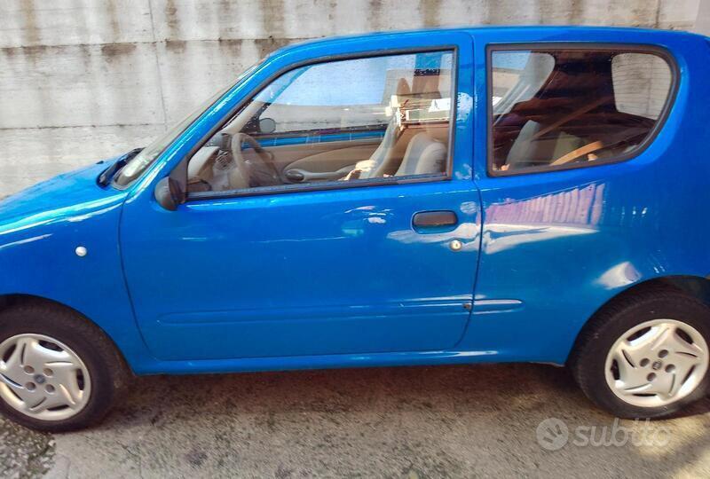 Usato 2003 Fiat 600 Benzin (1.500 €)