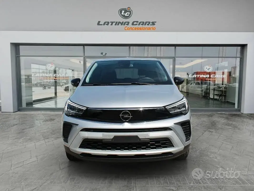 Usata Opel Crossland Elegance 110 CV (80 kW) 2023 Grigio SUV