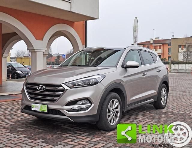 Usata Hyundai Tucson Xpossible 116 CV (85 kW) 2016 Grigio SUV
