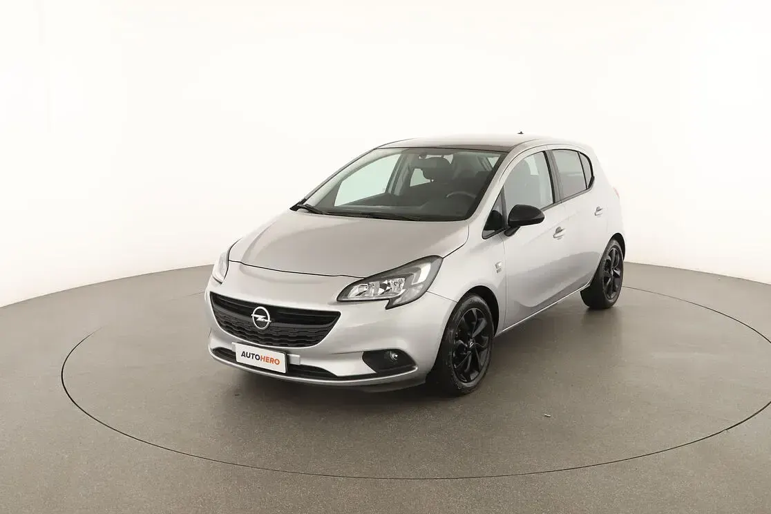 Usata Opel Corsa 70 CV (51 kW) 2019 Argento Utilitaria