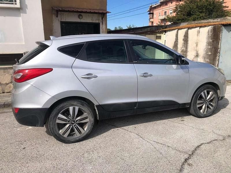 Usata Hyundai ix35 Xpossible 116 CV (85 kW) 2015 Argento SUV