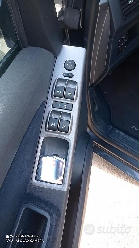 Usata Lancia Musa 95 CV (69 kW) 2010 Grigio Monovolume