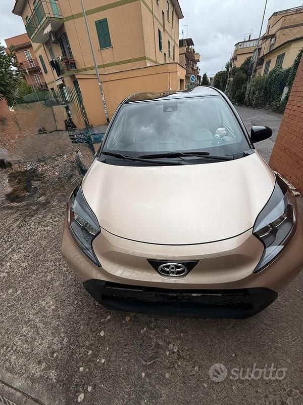 Usata Toyota Aygo X 72 CV (52 kW) 2024 SUV