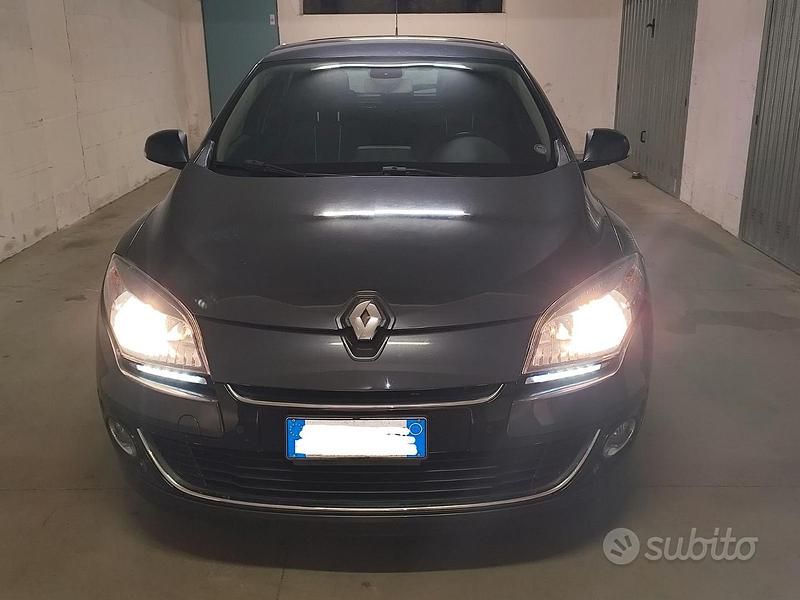 Usata Renault Mégane 110 CV (80 kW) 2013 Grigio Berlina