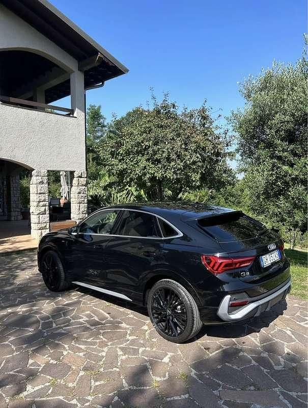 Usata Audi Q3 Sportback S-Line 150 CV (110 kW) 2022 SUV