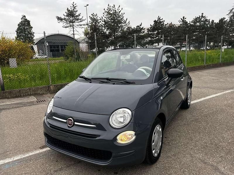 Usata Fiat 500C Red 69 CV (50 kW) 2022 Rosso pastello Cabrio