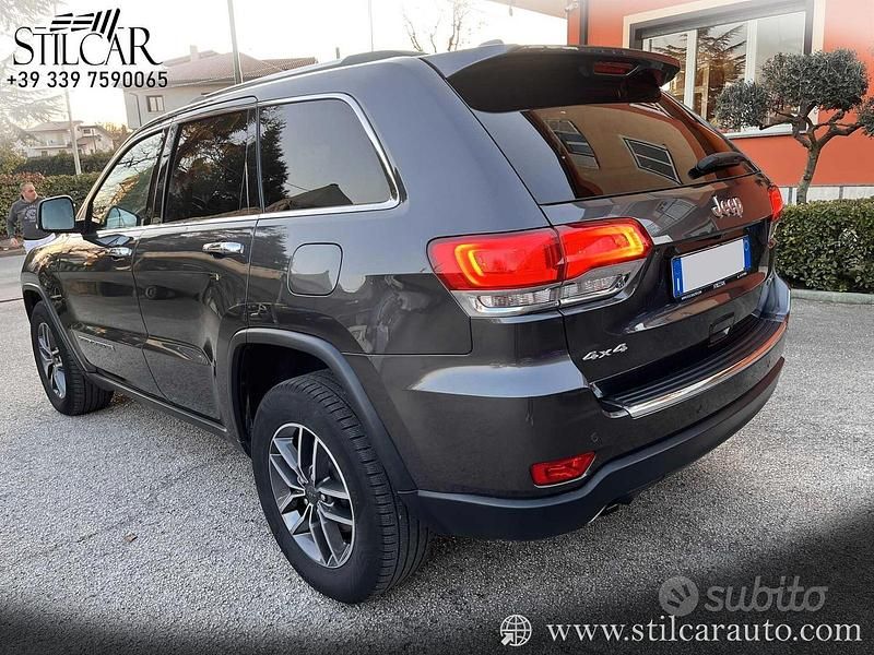 Usata Jeep Grand Cherokee Limited 250 CV (183 kW) 2019 Grigio SUV