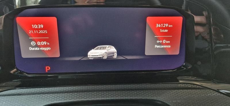 Usata VW Golf VIII GTI 244 CV (179 kW) 2021 Bianco Berlina