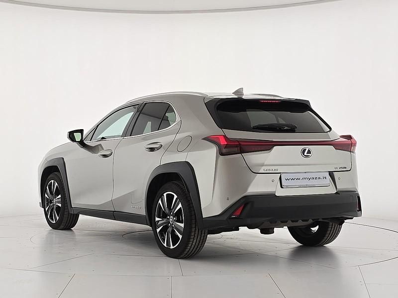 Usata Lexus UX 250h Luxury Line 184 CV (135 kW) 2022 Other SUV
