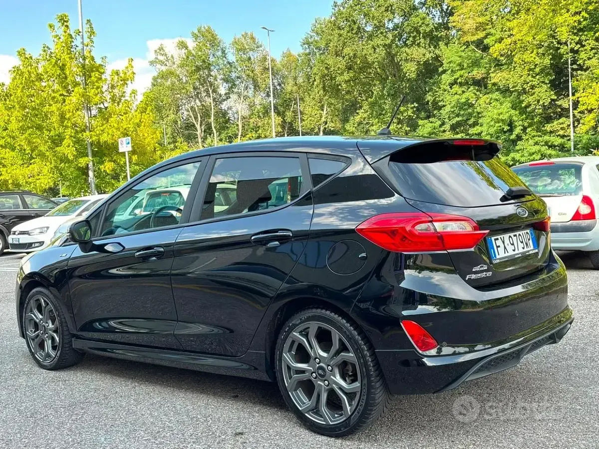 Usata Ford Fiesta ST-Line 86 CV (63 kW) 2019 Nero Utilitaria